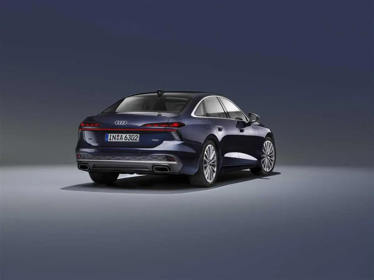 Audi A6 2025: la berlina "business class", ecco le caratteristiche, i motori e le opzioni (5)