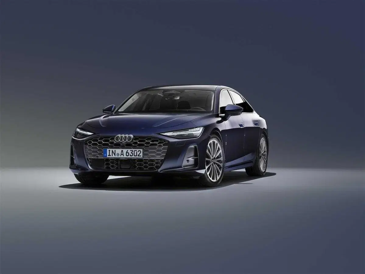 Audi A6 2025: la berlina "business class", ecco le caratteristiche, i motori e le opzioni (6)