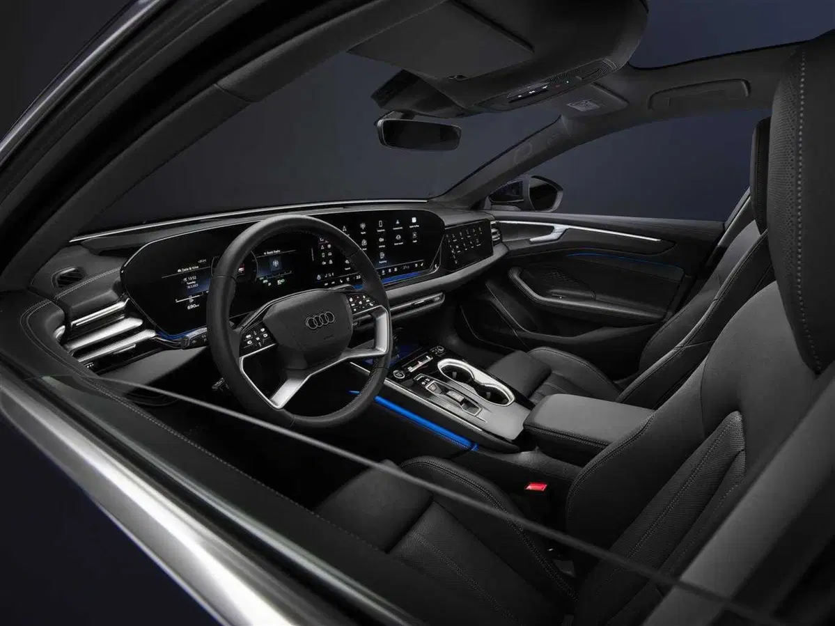 Audi A6 2025: la berlina "business class", ecco le caratteristiche, i motori e le opzioni (10)