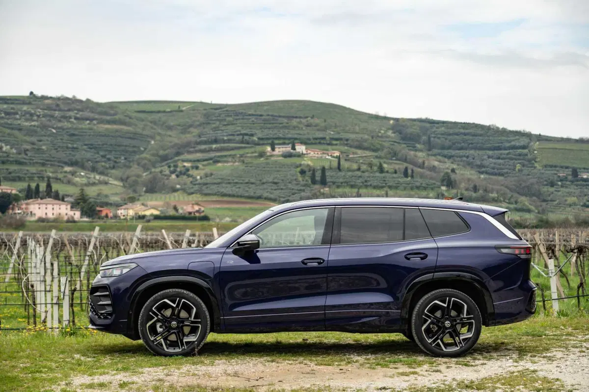 Volkswagen Tayron: scelta libera tra Diesel, Benzina e ibrido | Prova, Prezzi e Consumi [VIDEO] (17)