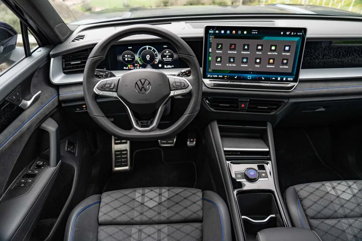 Volkswagen Tayron: scelta libera tra Diesel, Benzina e ibrido | Prova, Prezzi e Consumi [VIDEO] (28)