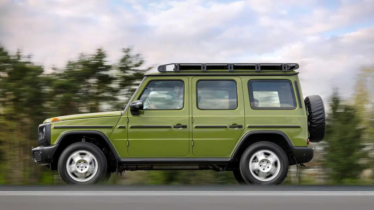 Mercedes Classe G in edizione "anni 80": solo 460 esemplari (4)
