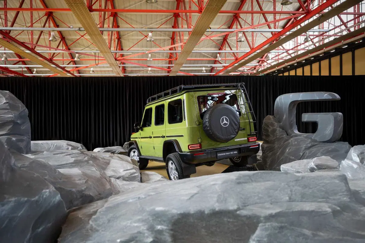 Mercedes Classe G in edizione "anni 80": solo 460 esemplari (8)