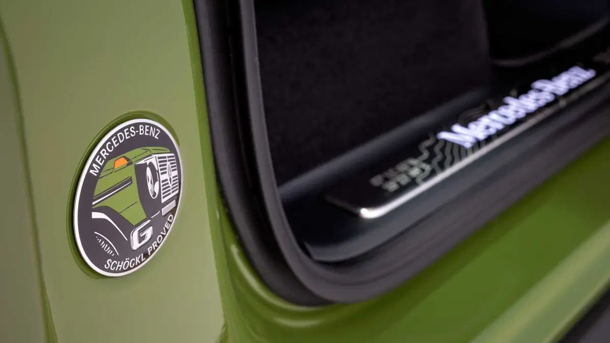 Mercedes Classe G in edizione "anni 80": solo 460 esemplari (11)