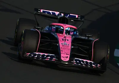 F1. GP Arabia Saudita 2025: Gasly conquista la FP1 di Jeddah, Leclerc tra le due McLaren di Norris e Piastri