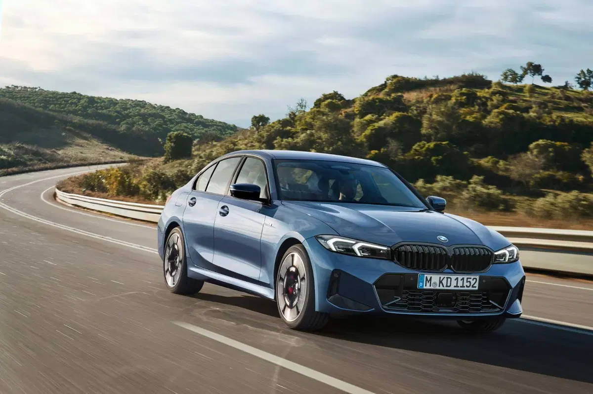 Nuova BMW Serie 3: le immagini degli esterni
