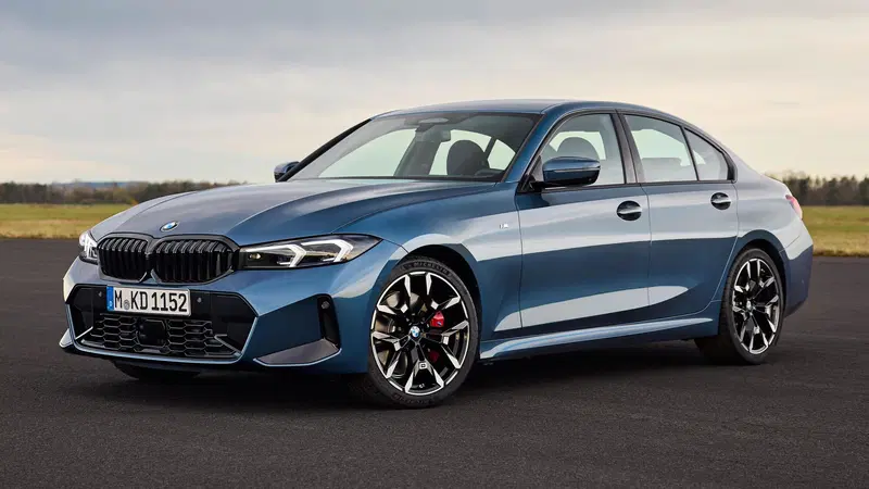 Nuova BMW Serie 3: motorizzazioni, allestimenti, optional e prezzi. Guida all&rsquo;acquisto