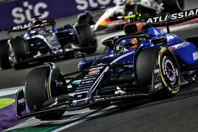 F1. GP Arabia Saudita, Sainz: "A differenza degli altri che hanno cambiato team, ho trovato subito la mia confort zone grazie ad Albon"