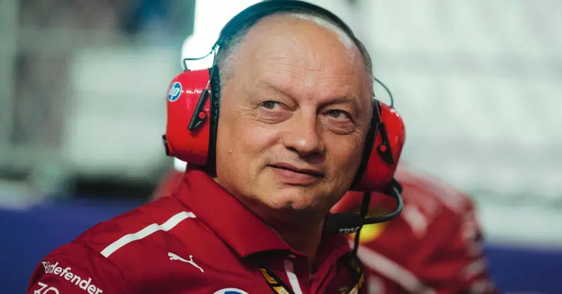 F1. L'effetto suolo inghiotte Hamilton? No, per Vasseur c'&egrave; un'altra spiegazione: "Il passo gara c'&egrave; e questo non &egrave; un anno di transizione verso il 2026"