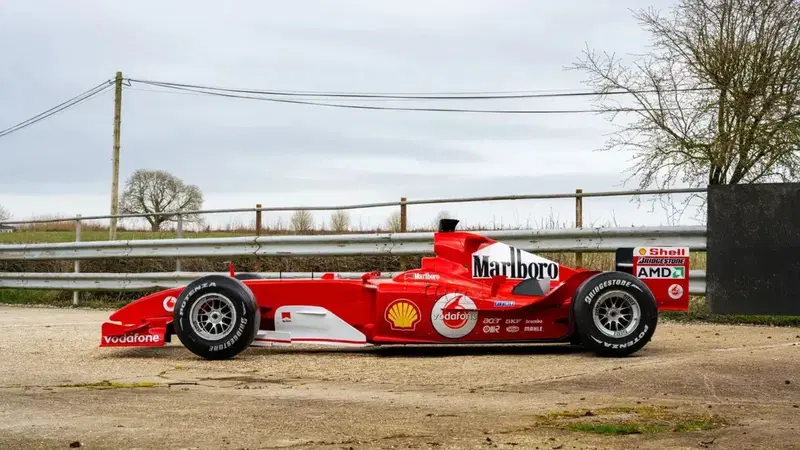 La Ferrari F2004 replica