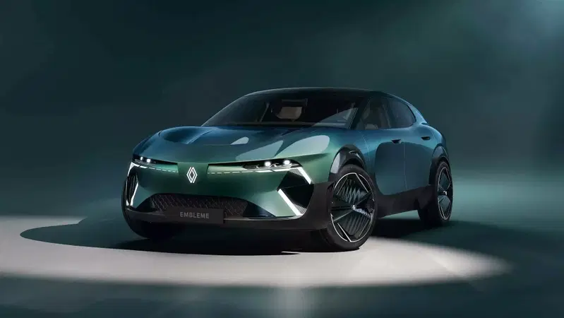 Renault Embl&egrave;me, la concept a idrogeno che punta a zero emissioni: materiali riciclati, doppia alimentazione e innovazioni hi-tech