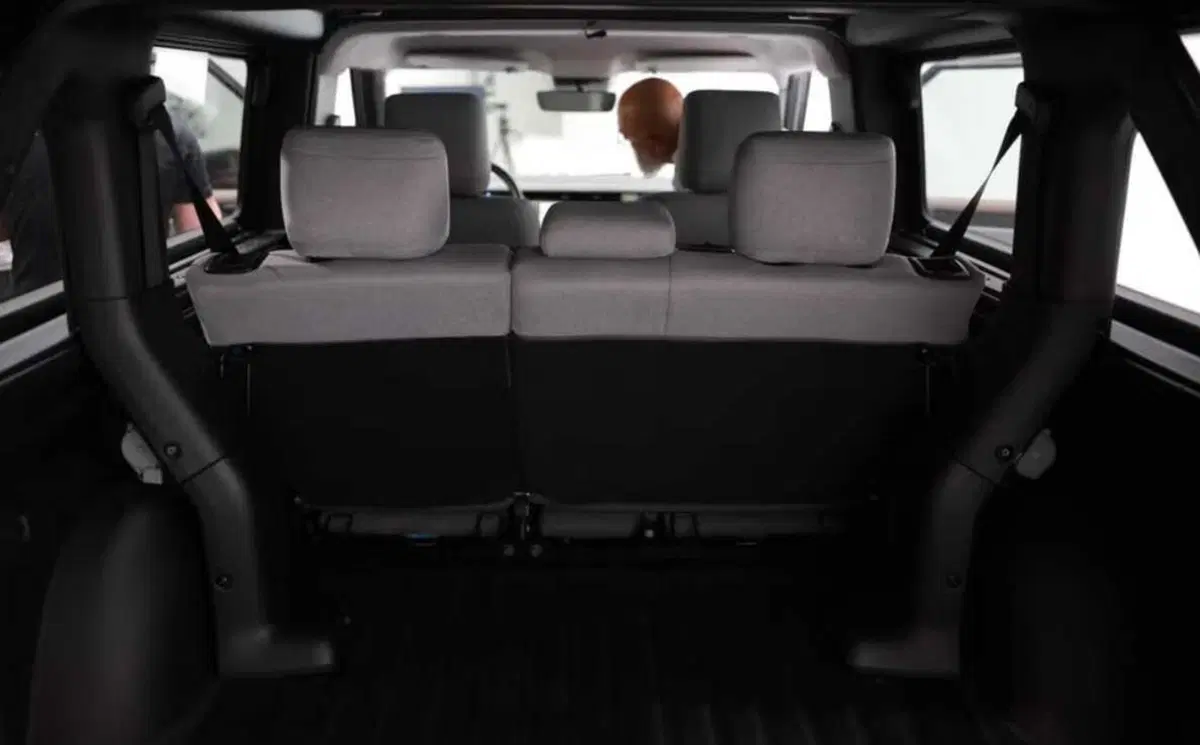 Slate: il pick-up elettrico da 25.000 dollari che vuole rivoluzionare l’auto americana (con l’aiuto di Bezos) (7)