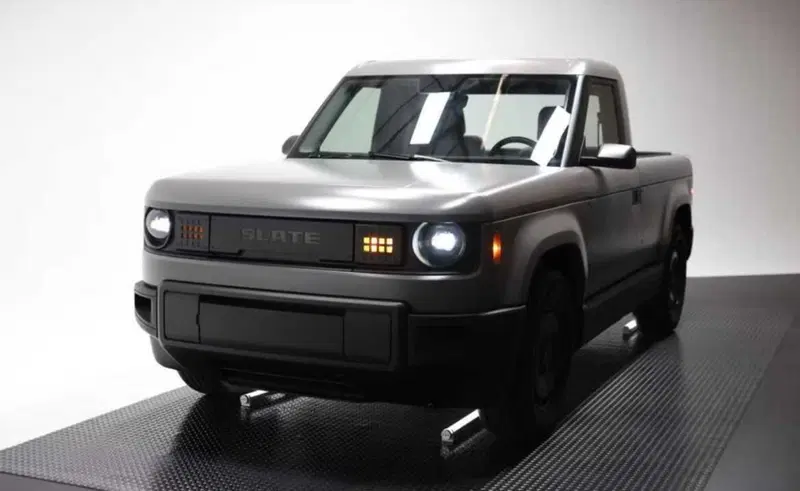 Slate: le foto del pick-up elettrico da 25.000 dollari che vuole rivoluzionare l&rsquo;auto americana (con l&rsquo;aiuto di Bezos)