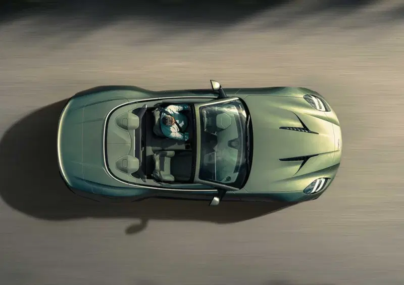 Aston Martin Vanquish Volante (6)