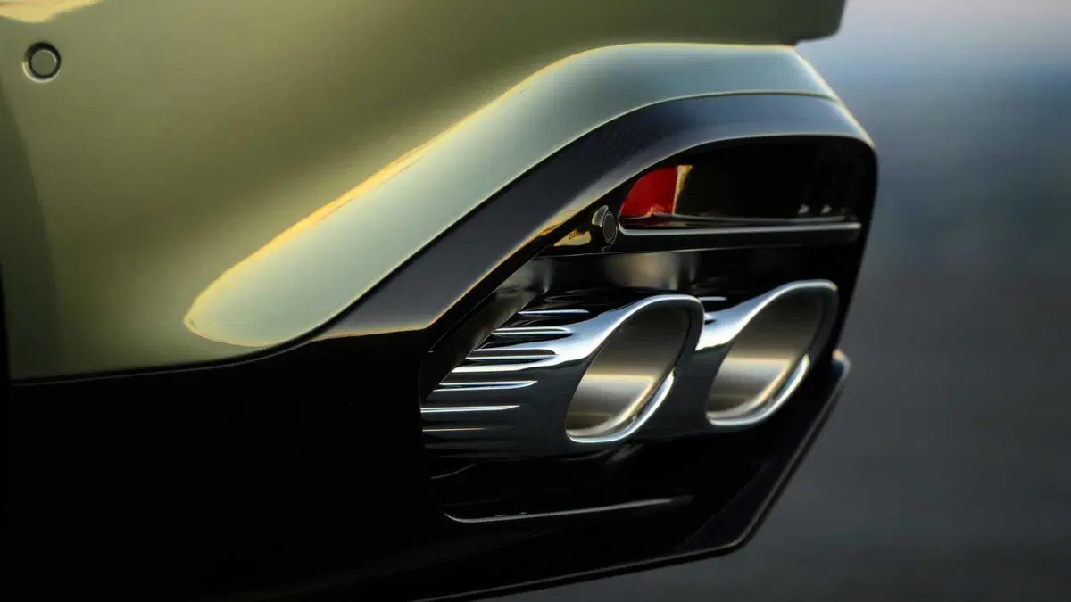 Aston Martin Vanquish Volante (2025-->>) (19)