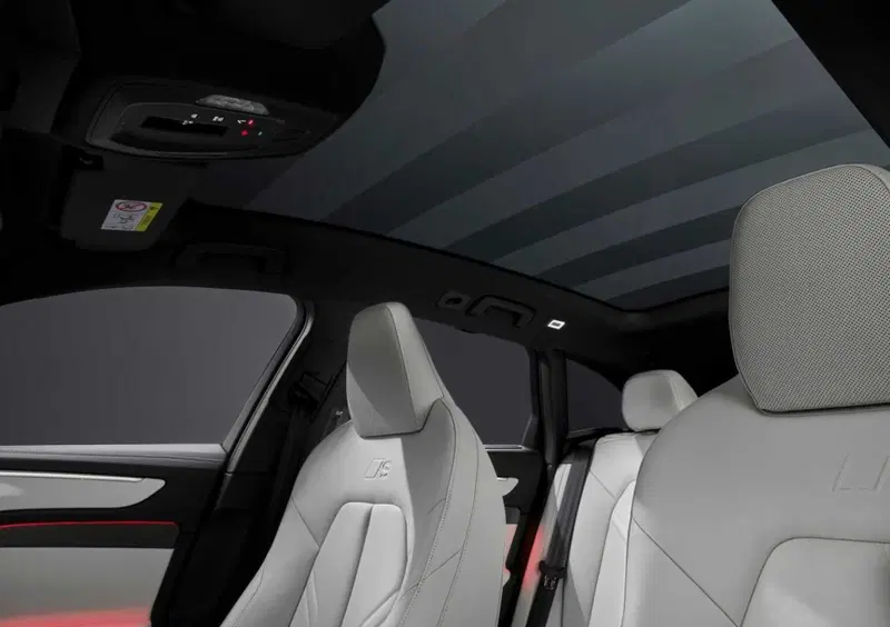 Audi A6 Avant (2025-->>) (11)