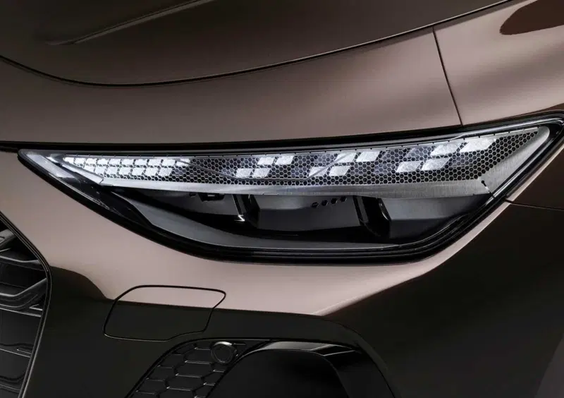 Audi A6 Avant (2025-->>) (16)