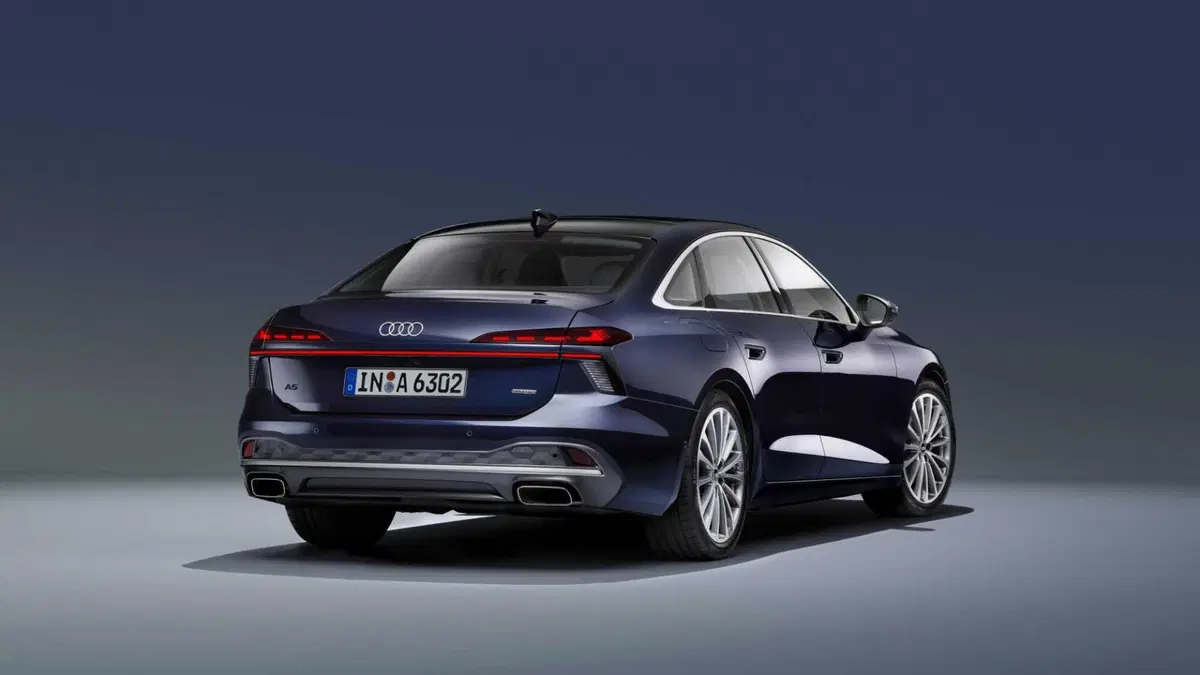 Audi A6 (2025-->>) (5)