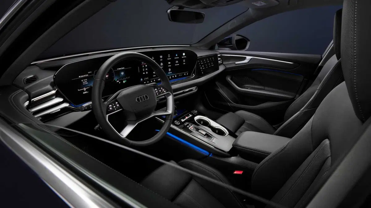 Audi A6 (2025-->>) (8)