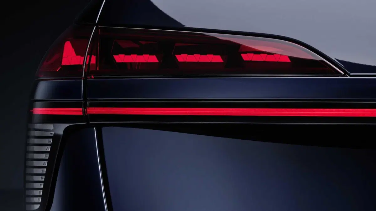 Audi A6 (2025-->>) (15)