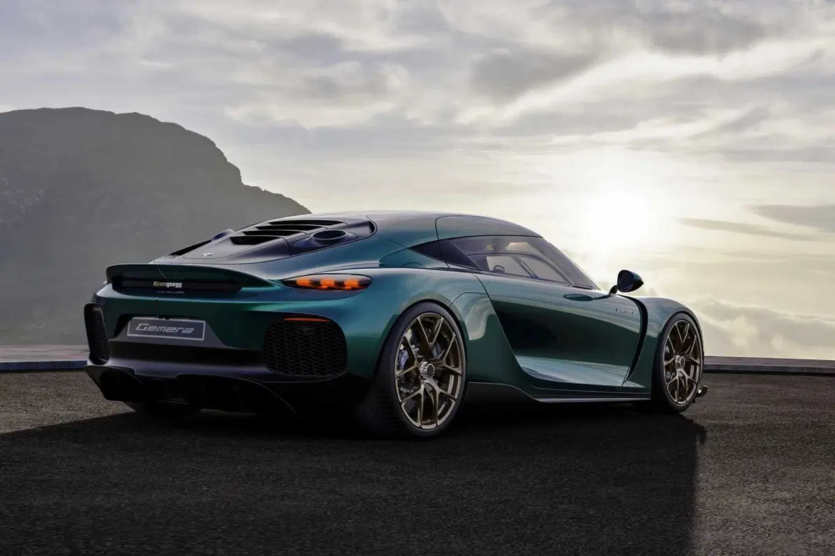 Koenigsegg: il motore Dark Matter potrebbe farci cambiare idea sulle elettriche (4)