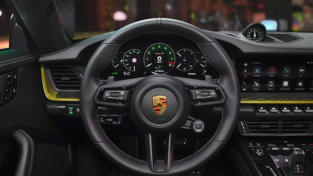 Porsche 911, nostalgia, arriva la cabrio Spirit 70 che tutti i boomer hanno sognato  (5)