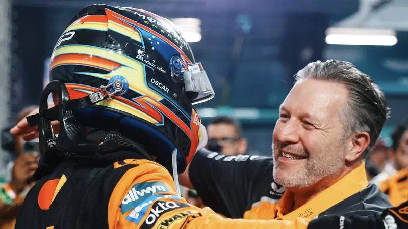 F1. Zak Brown coccola Piastri: "Diventer&agrave; ancora pi&ugrave; forte. Lo scontro con Norris arriver&agrave; e sar&agrave; epico"
