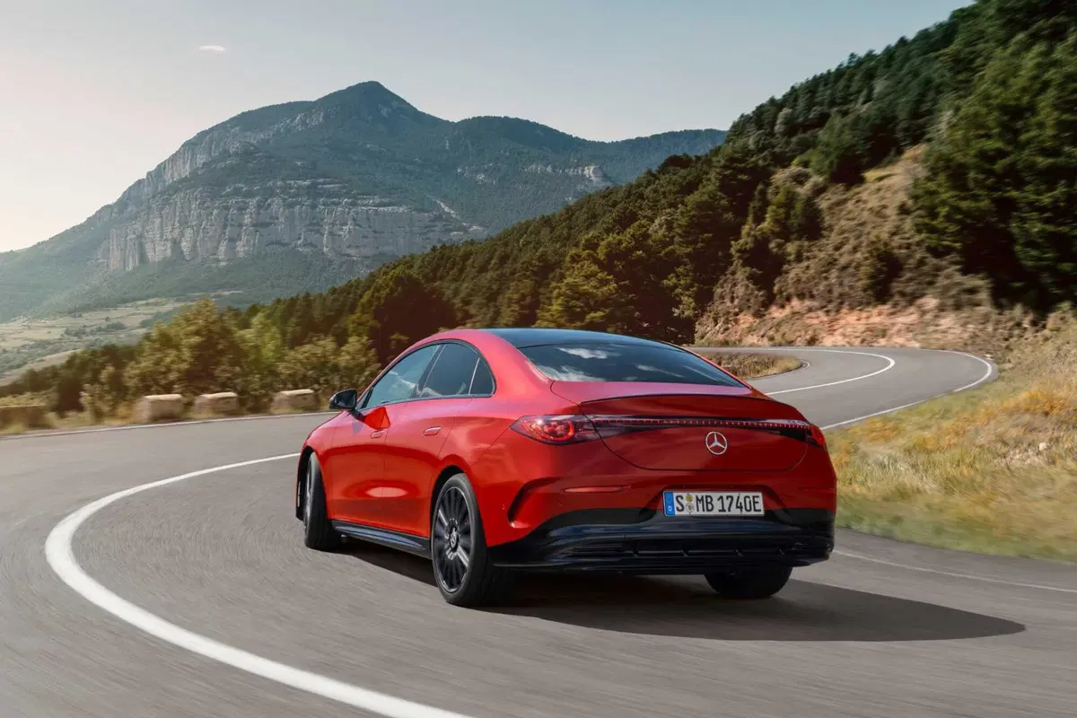 Nuova Mercedes CLA: arriva in Italia, prezzi e allestimenti (3)