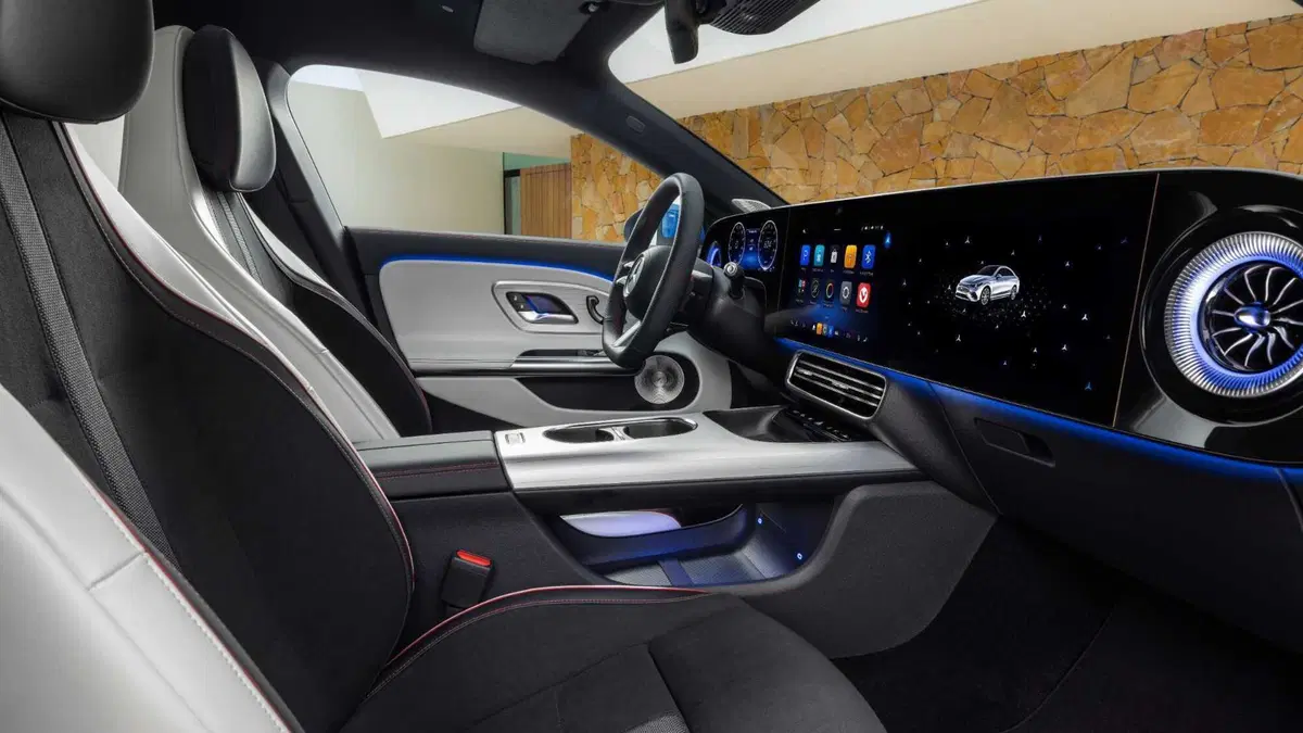 Nuova Mercedes CLA: arriva in Italia, prezzi e allestimenti (4)