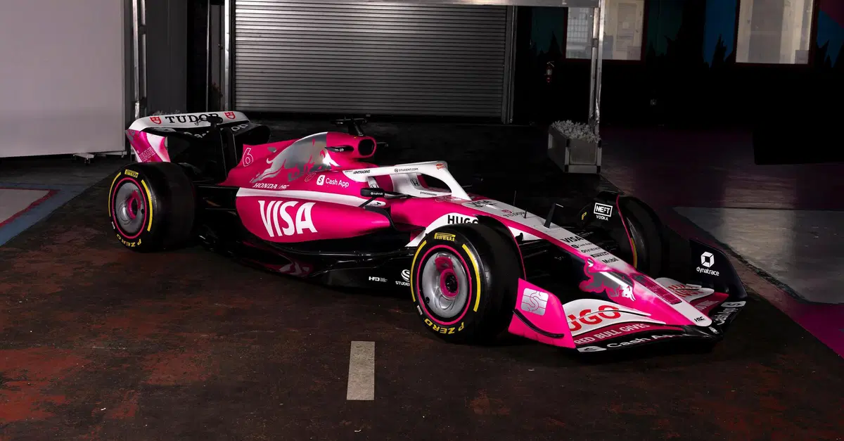 F1. Racing Bulls si tinge di rosa per il GP di Miami: ecco le foto della nuova livrea