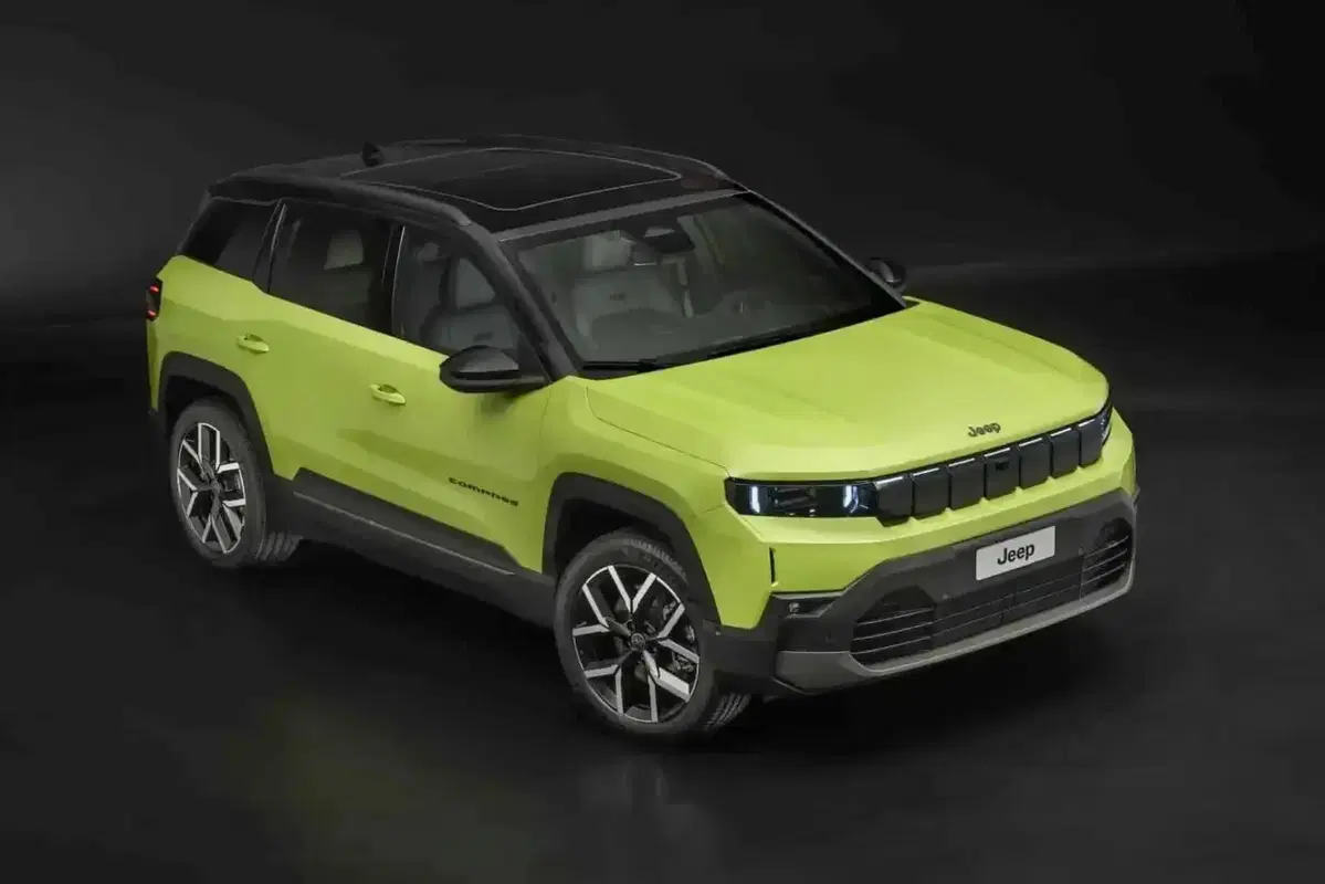 Nuova Jeep Compass 2025: prime immagini trapelate per la versione elettrica, ibrida e plug-in