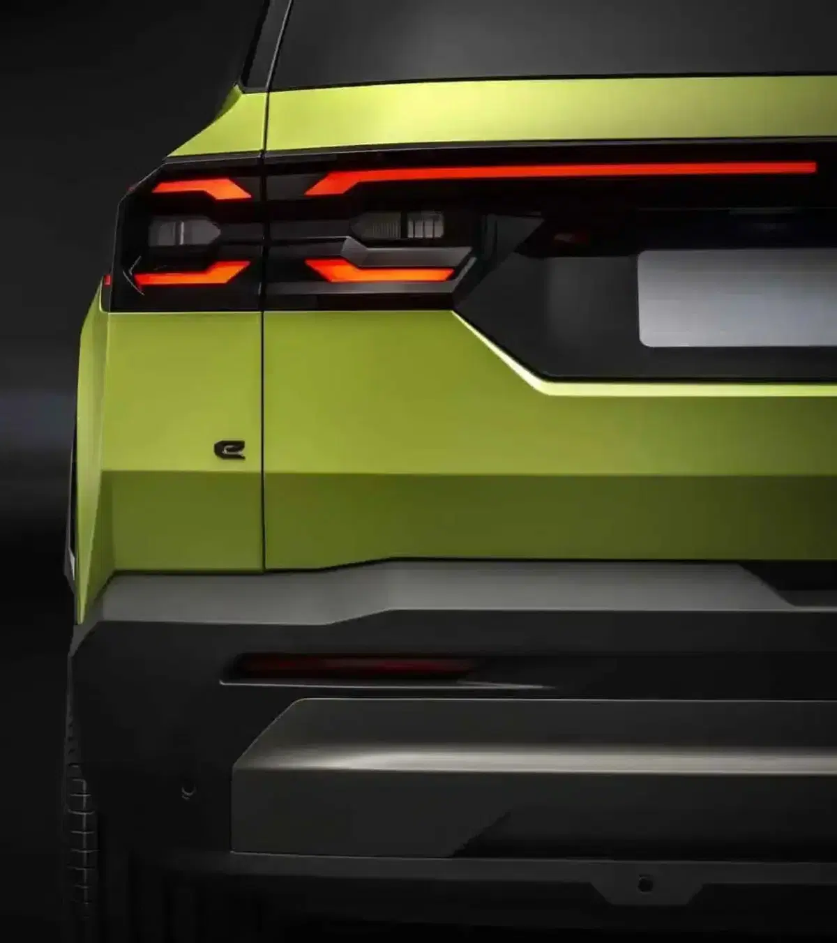 Nuova Jeep Compass 2025: prime immagini trapelate per la versione elettrica, ibrida e plug-in (5)