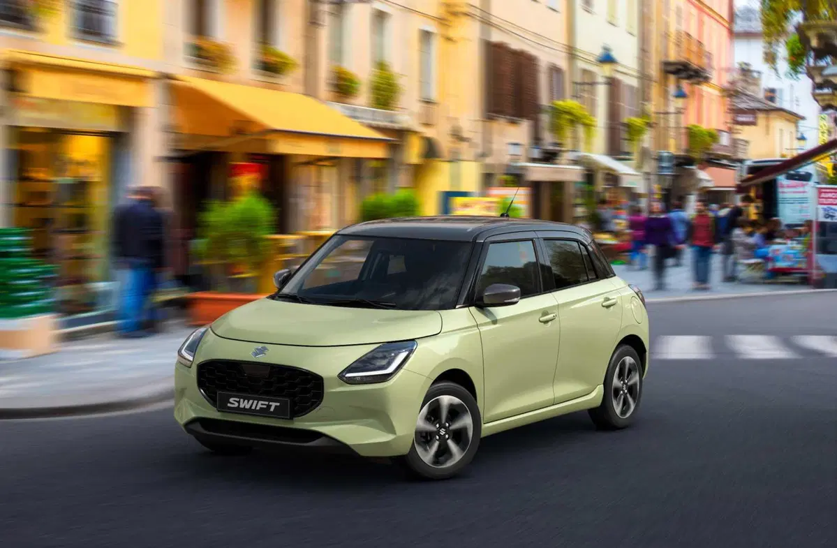 Suzuki Swift in strada (9)