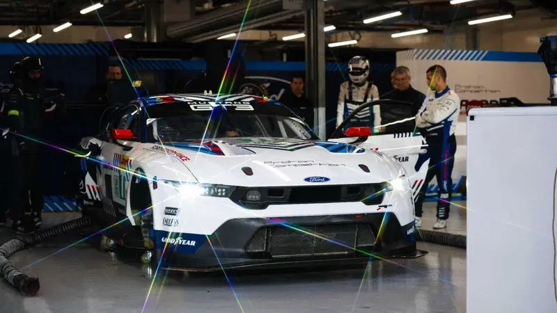 WEC, 6H di Imola: dietro le quinte con Ford e il fascino (spartano) della vera competizione [VIDEO]