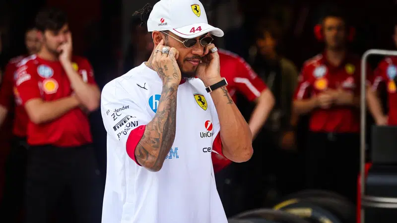 F1. Vettel: "Ferrari non &egrave; forte come si aspettava Hamilton, ma se c&rsquo;&egrave; qualcuno che pu&ograve; farcela, &egrave; lui"
