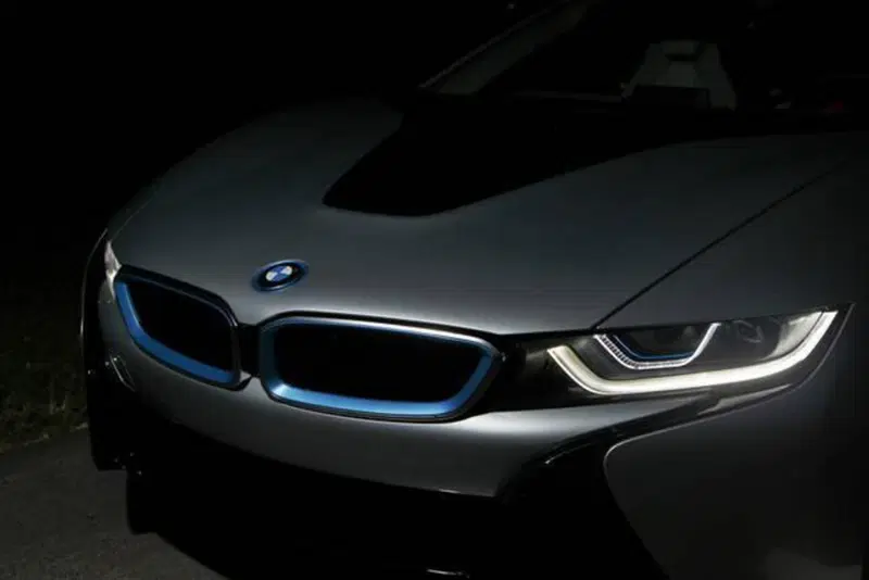 Fari laser BMW i8 2014