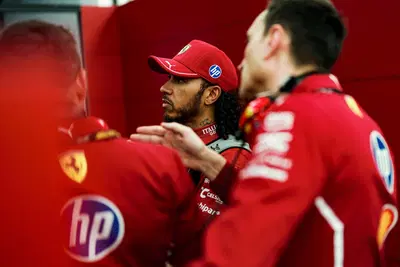 F1. Lewis Hamilton ha perso la sua "magia" o &egrave; colpa di Ferrari? Toto Wolff dice la sua