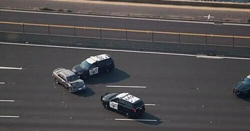 Cos'&egrave; la manovra PIT della Polizia che blocca le auto in fuga? [VIDEO]