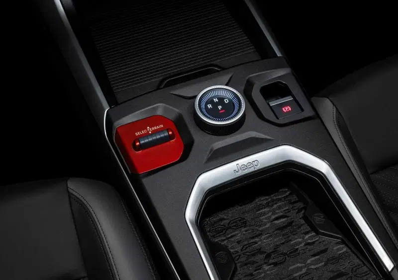 Jeep Compass (2025-->>) (14)