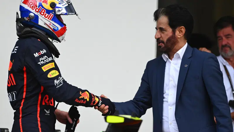 F1. La FIA fa marcia indietro sulle parolacce: cambiano le sanzioni ma arrivano penalit&agrave; in griglia e in gara