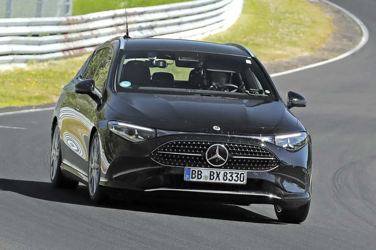 Mercedes CLA Shooting Brake 2026: il ritorno a sorpresa della familiare compatta, ora anche elettric