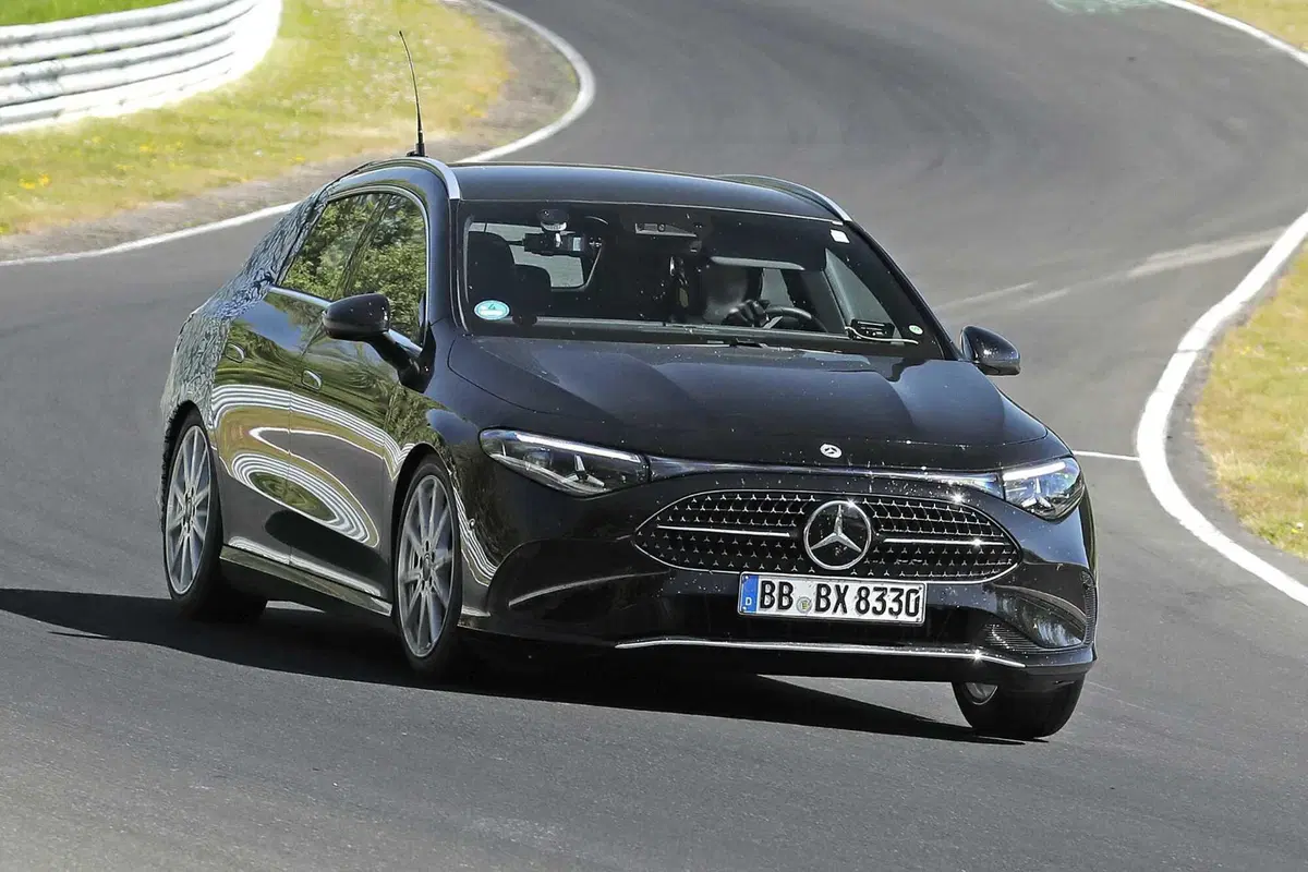 Mercedes CLA Shooting Brake 2026: il ritorno a sorpresa della familiare compatta, ora anche elettric (3)