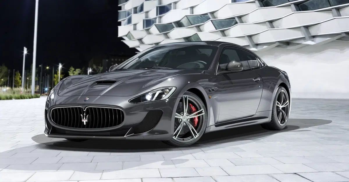 Maserati torna a casa: la produzione di GranTurismo e GranCabrio si sposta a Modena