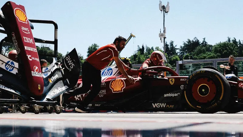 F1. Leclerc, dopo la febbre, arriva anche un'infrazione nella FP1 di Imola. Ecco cosa &egrave; successo in Ferrari e che penalit&agrave; hanno avuto in base al loro precedente