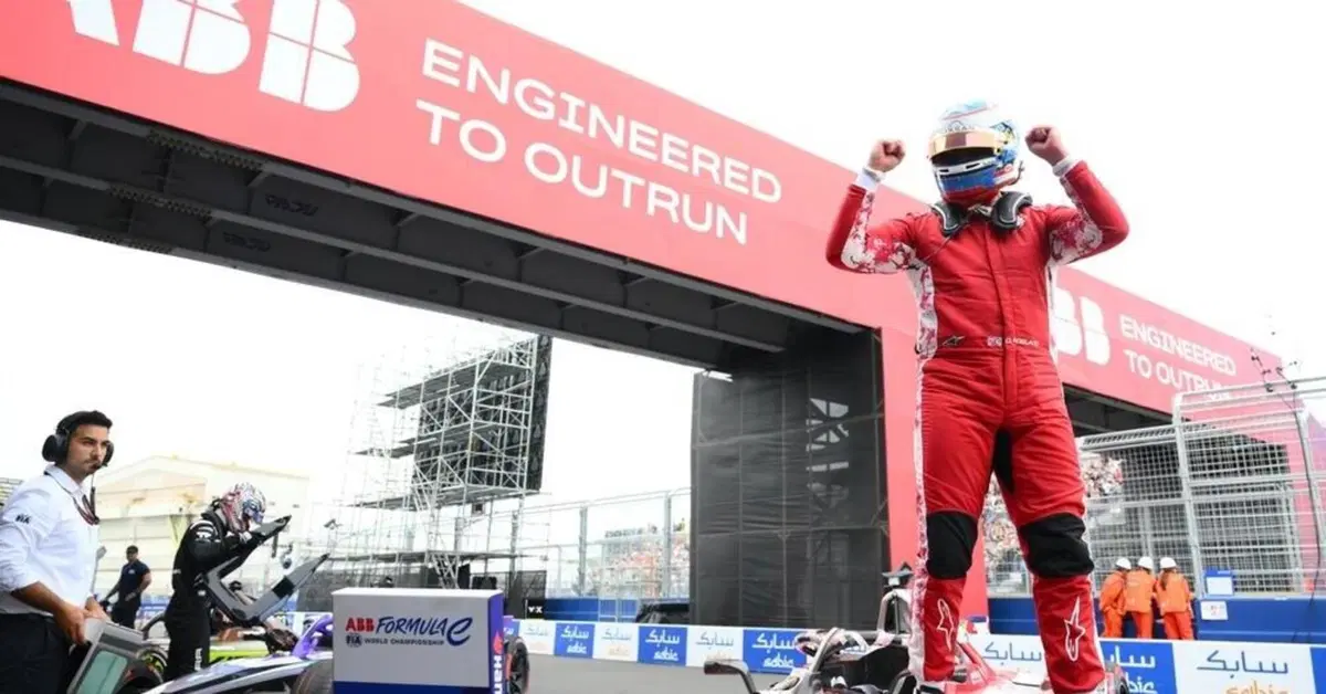 Formula E. Rowland vince Gara 2 dell'E-Prix di Tokyo e allunga in classifica a casa di Nissan