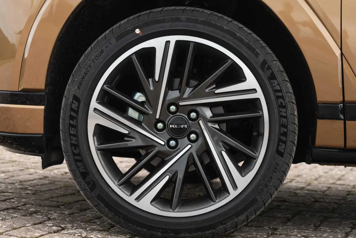 KGM Actyon, la grande suv made in Corea che una volta era la SSangyong (6)