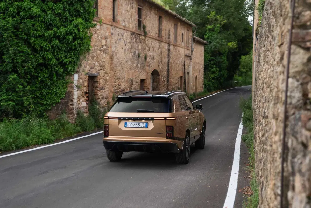 KGM Actyon, la grande suv made in Corea che una volta era la SSangyong (20)