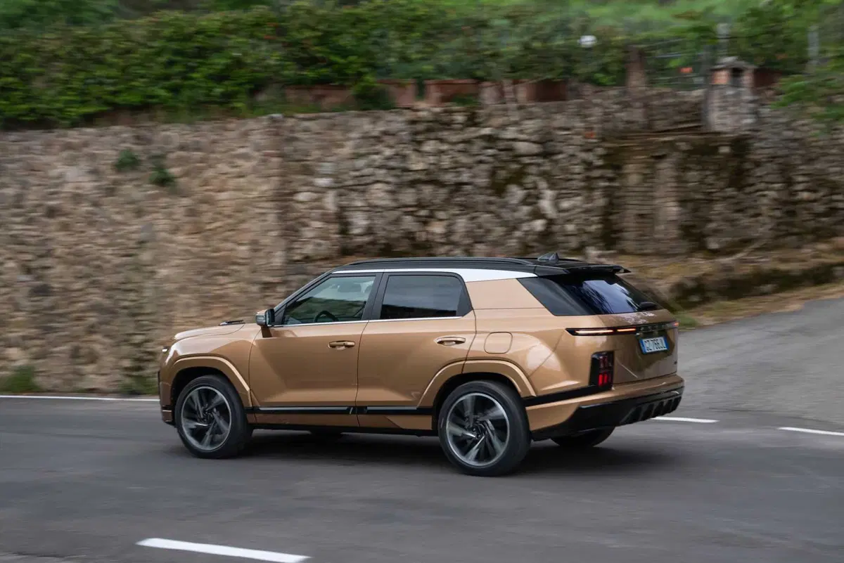 KGM Actyon, la grande suv made in Corea che una volta era la SSangyong (22)