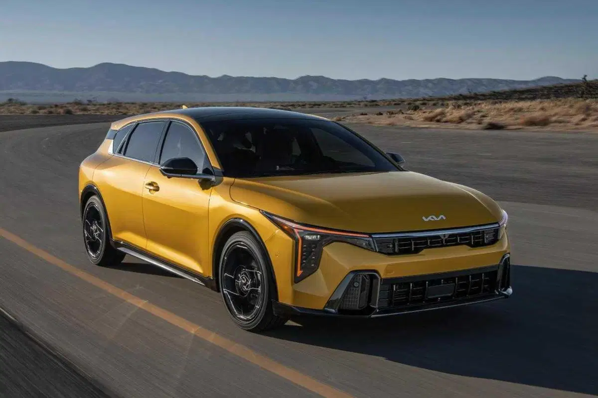 Kia Ceed 2026: la nuova generazione si svela attraverso la K4 americana (5)