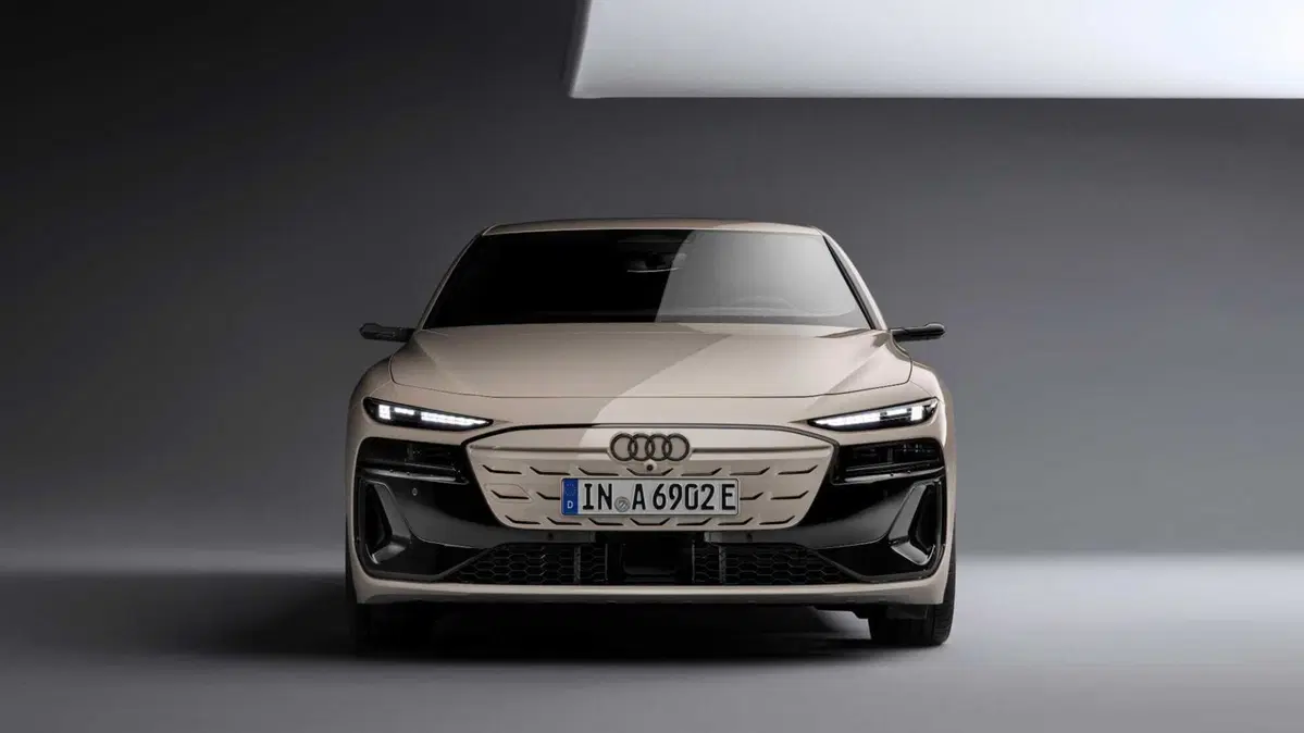 Audi A6 Sportback e-tron (2024-->>) (3)